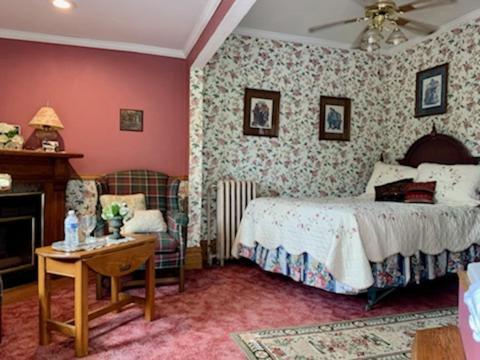 The Pembrooke Inn Стърджън Бей Екстериор снимка
